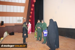 مراسم بزرگداشت روز زن و تجلیل از بانوان نمونه 8