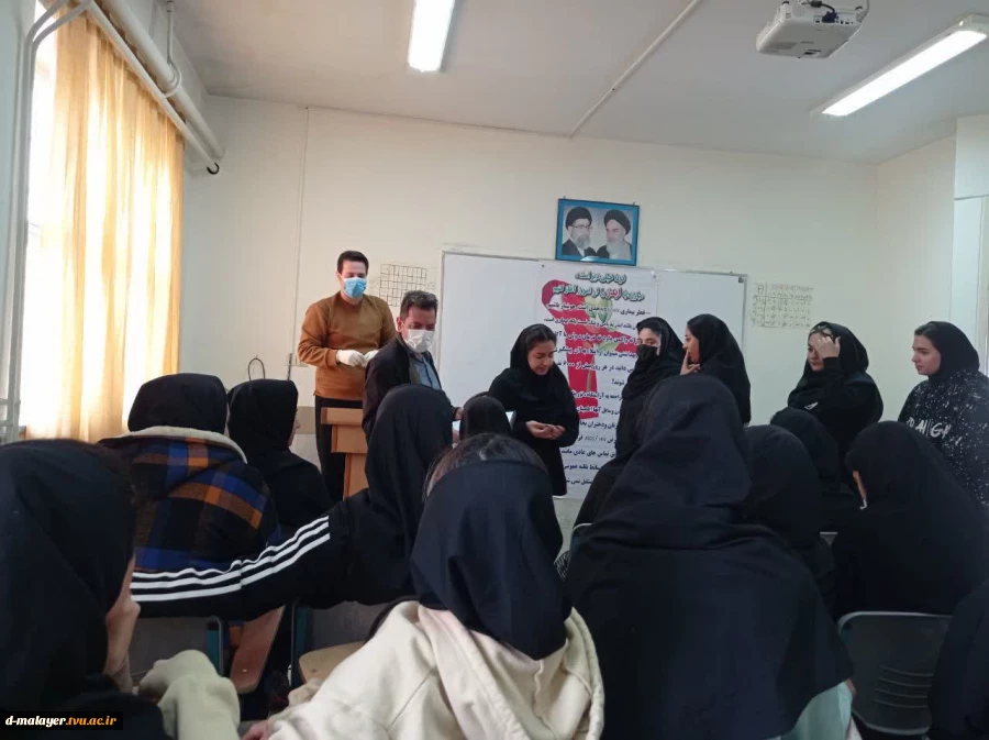 کارگاه آموزشی پیشگیری از HIV_ ایدز وانجام رپید تست جمعی دانشجویان  5