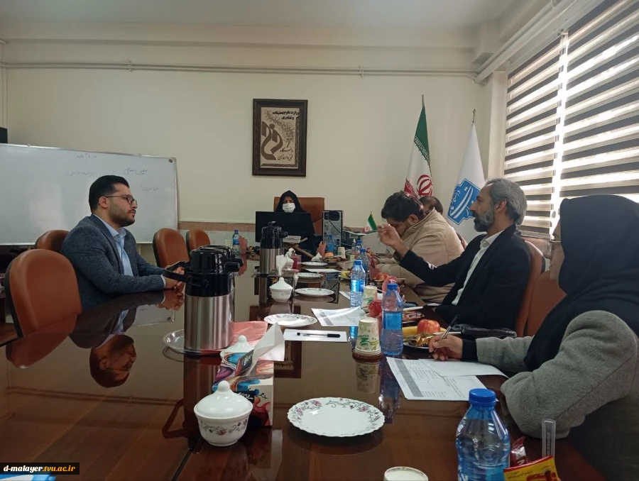 تایید صلاحیت مدرسان 3